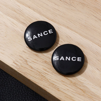 SANCE button pin negro black for lgbtq singles solteros solterxs solteras gay trans bisexual lesbiana queer find love in real life accessories gay moda style